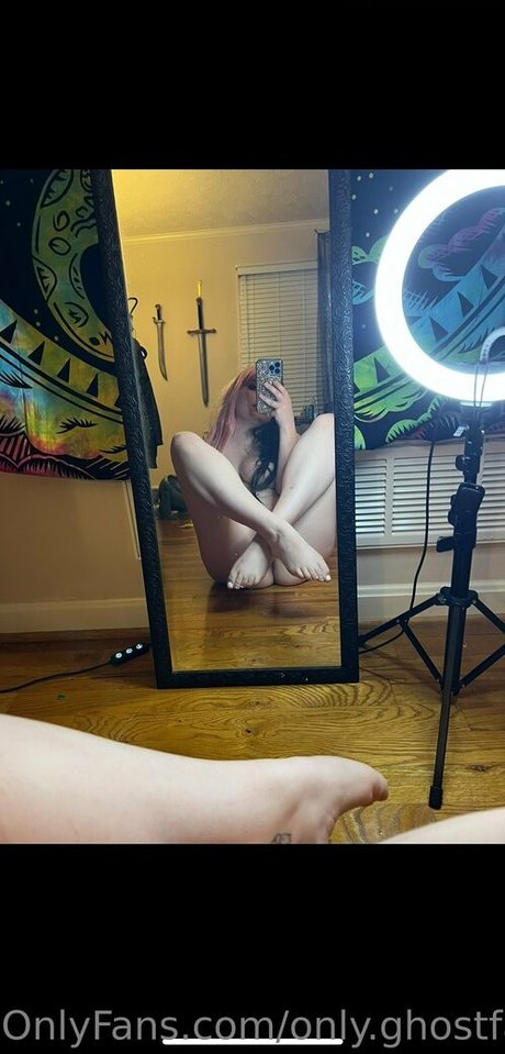 Nacktes geleaktes OnlyFans-Foto von Onlyghostface