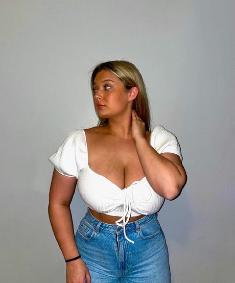 Nacktes geleaktes OnlyFans-Foto von Jenna C