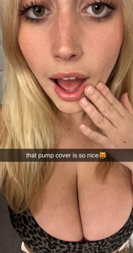 Nacktes geleaktes OnlyFans-Foto von Lexi R
