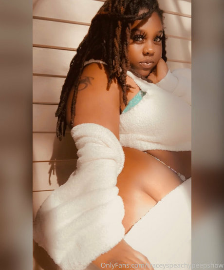 Thefamouspeachesandcream