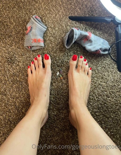 Gorgeouslongtoes