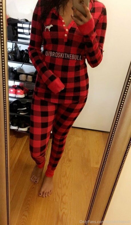 Nacktes geleaktes OnlyFans-Foto von Broskithebull