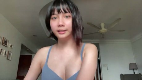 Nacktes geleaktes OnlyFans-Foto von Boiledcurry