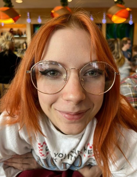 Nacktes geleaktes OnlyFans-Foto von Selflovemary