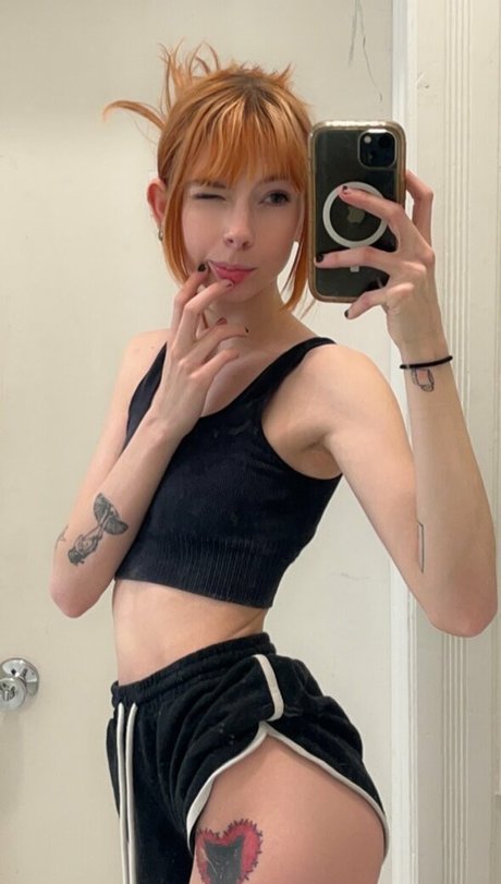 Nacktes geleaktes OnlyFans-Foto von Selflovemary