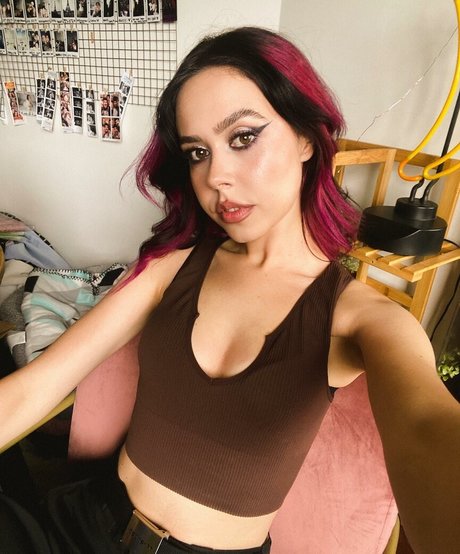 Nacktes geleaktes OnlyFans-Foto von Mikaila Delgado