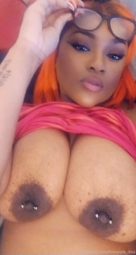 Nacktes geleaktes OnlyFans-Foto von Fineapplediva