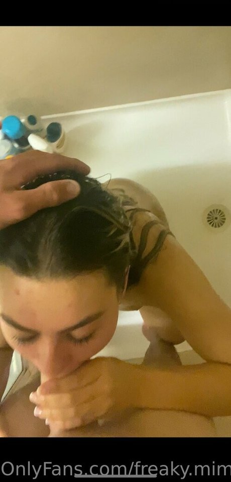 Nacktes geleaktes OnlyFans-Foto von Freakymimi