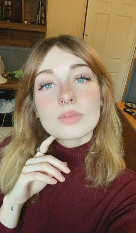 Nacktes geleaktes OnlyFans-Foto von Summerlosco