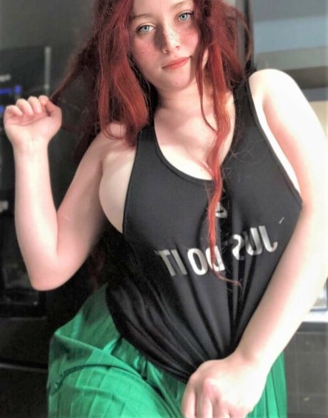 Nacktes geleaktes OnlyFans-Foto von Ashley Martinez