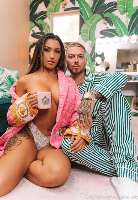 Nacktes geleaktes OnlyFans-Foto von Alexandkellz