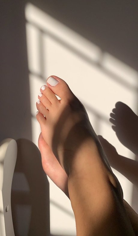Caliupe_feet