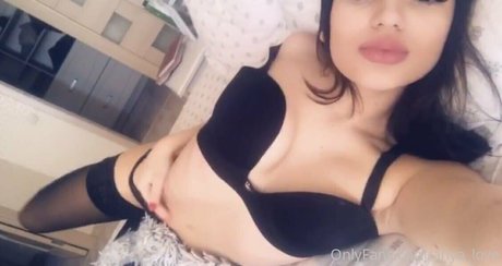 Nacktes geleaktes OnlyFans-Foto von Anyalove2